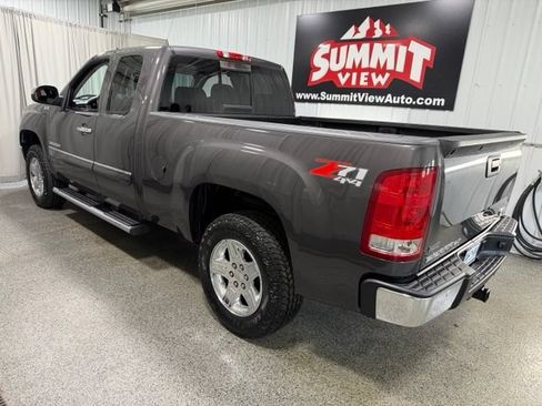 Used 2010 GMC Sierra 1500 SLT w/ All-Terrain Package AWD/4WD image 5
