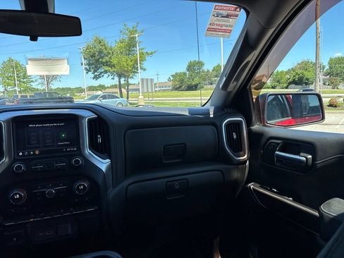 Used 2019 Chevrolet Silverado 1500 RST AWD/4WD image 47