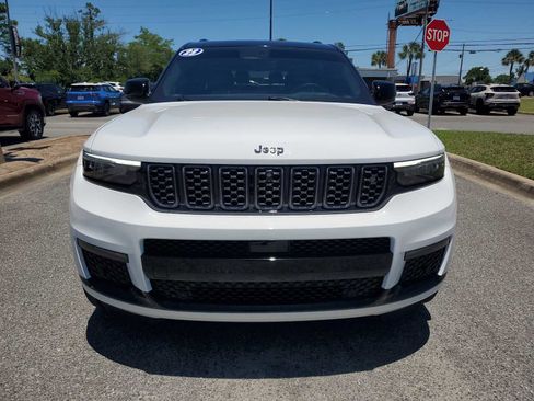 Used 2023 Jeep Grand Cherokee L Summit AWD/4WD image 9