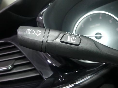 Used 2023 Buick Envision Preferred w/ Sport Touring Package AWD/4WD image 33