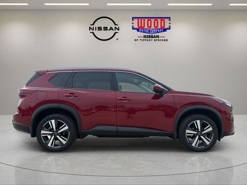 Certified 2024 Nissan Rogue SL AWD/4WD image 2