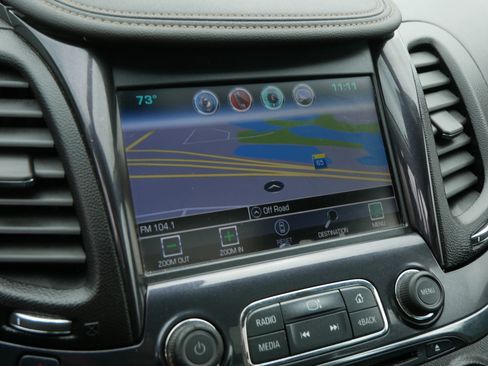 Used 2018 Chevrolet Impala Premier FWD image 30