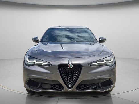 Used 2024 Alfa Romeo Stelvio Sprint RWD image 4