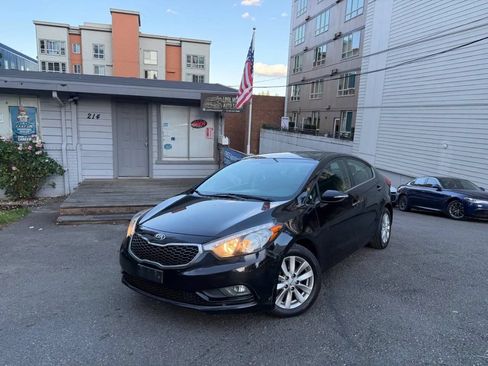 Used 2014 Kia Forte EX FWD image 1