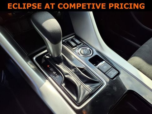 Used 2025 Mitsubishi Eclipse Cross AWD image 15