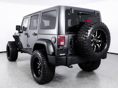 Used 2014 Jeep Wrangler Unlimited Rubicon w/ Dual Top Group AWD/4WD image 7