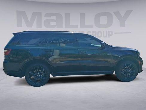 Used 2023 Dodge Durango GT w/ Blacktop Package AWD/4WD image 6