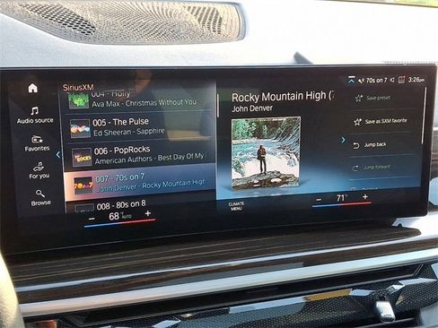 Used 2023 BMW X7 xDrive40i w/ Executive Package image 19