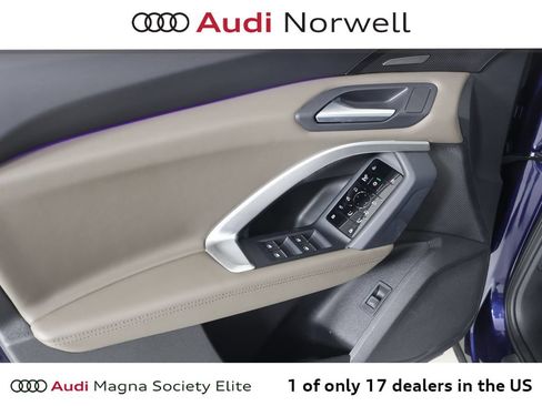 Used 2025 Audi Q5 Premium Plus w/ Premium Plus AWD/4WD image 21