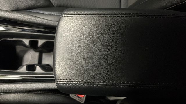 Used 2025 Jeep Compass Latitude w/ Altitude Special Edition AWD/4WD image 19