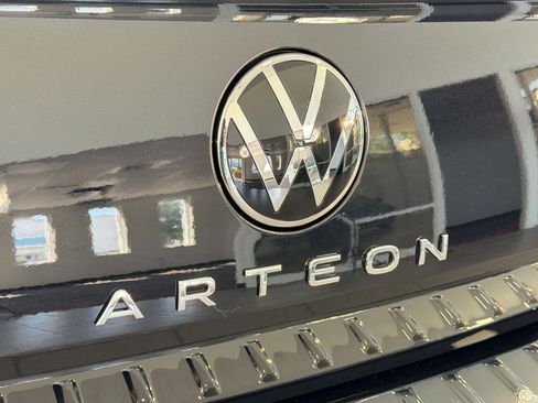 Used 2023 Volkswagen Arteon SEL Premium AWD/4WD image 34