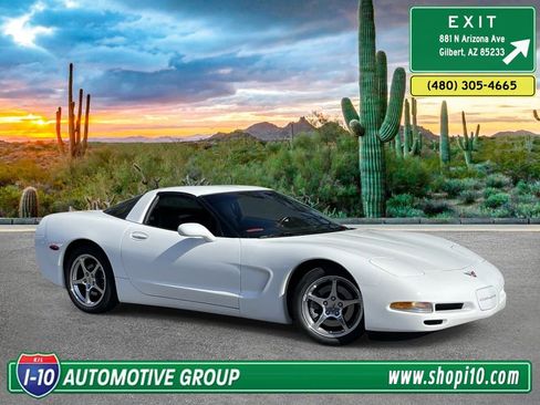 Used 2004 Chevrolet Corvette Coupe w/ Roof Package RWD image 1