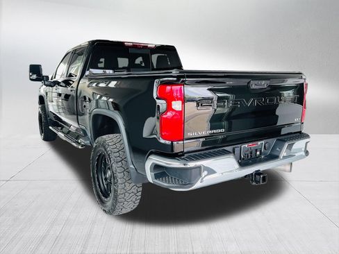 Used 2023 Chevrolet Silverado 2500 LTZ AWD/4WD image 8