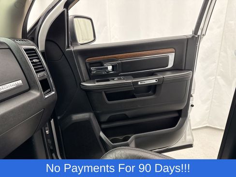 Used 2017 RAM 1500 Laramie w/ Convenience Group image 28