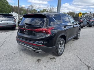 Used 2023 Hyundai Santa Fe SE video 3