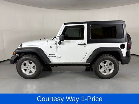 Used 2017 Jeep Wrangler Sport w/ Quick Order Package 24S AWD/4WD image 6
