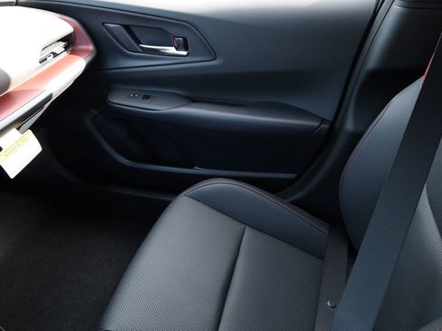 New 2026 Toyota Prius Plug-In Hybrid image 10