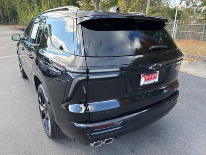 Used 2024 Chevrolet Traverse RS