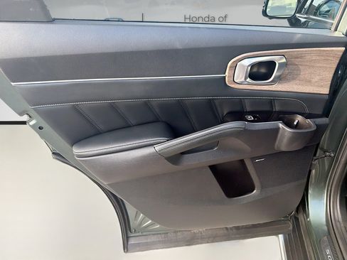Used 2021 Kia Sorento SX Prestige image 26