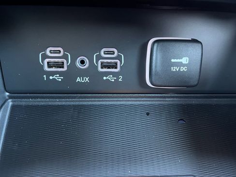 New 2025 Jeep Grand Cherokee Laredo w/ Luxury Tech Group I image 6