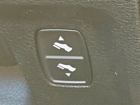 Used 2022 RAM 1500 Big Horn AWD/4WD image 11
