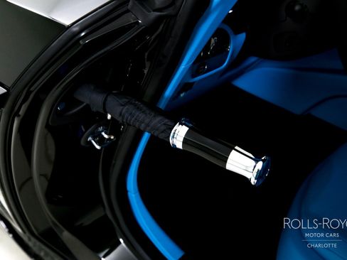 Used 2025 Rolls-Royce Spectre Black Badge w/ Spectre Enhancement Package image 17