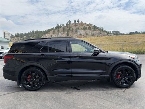 Used 2023 Ford Explorer ST w/ Technology Package AWD/4WD image 5