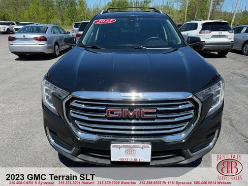 Used 2023 GMC Terrain SLT w/ Infotainment Package II AWD/4WD image 7