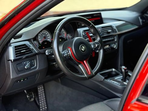 Used 2018 BMW M3 RWD image 19
