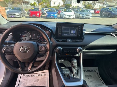 Used 2019 Toyota RAV4 LE w/ All Weather Liner Package AWD/4WD image 22
