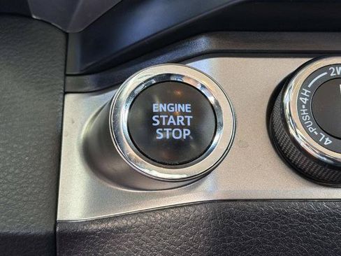 Used 2023 Toyota Tacoma SR5 AWD/4WD image 24
