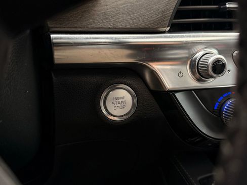 Used 2022 Kia Telluride EX w/ EX Premium Package FWD image 41