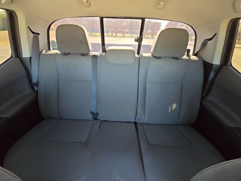 Used 2021 Toyota Tacoma SR w/ SR Convenience Package image 19