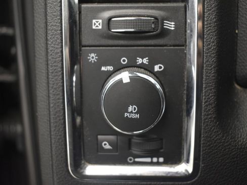 Certified 2017 RAM 1500 Laramie w/ Convenience Group image 36