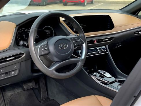 Used 2022 Hyundai Sonata Limited image 18