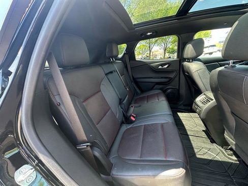 Used 2022 Chevrolet Blazer RS w/ Enhanced Convenience Package AWD/4WD image 18