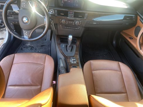 Used 2011 BMW 328i 328i Convertible - SULEV image 17