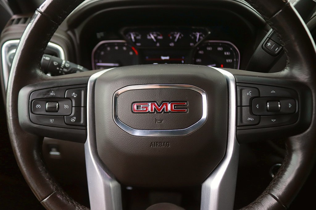 Used 2021 GMC Sierra 2500 SLT w/ SLT Preferred Package AWD/4WD image 19