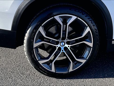 Used 2021 BMW X5 xDrive45e w/ Executive Package image 44