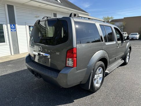 Used 2008 Nissan Pathfinder SE image 8