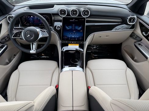 New 2026 Mercedes-Benz GLC 300 GLC 300 image 12