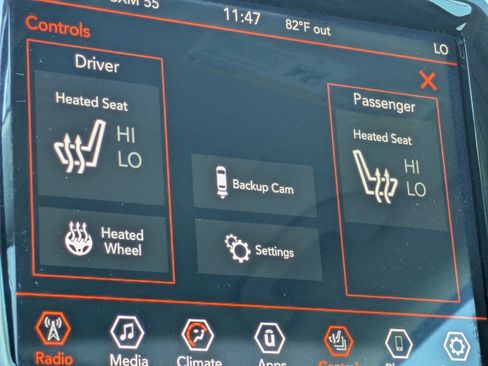 Used 2019 Jeep Cherokee Limited FWD image 21