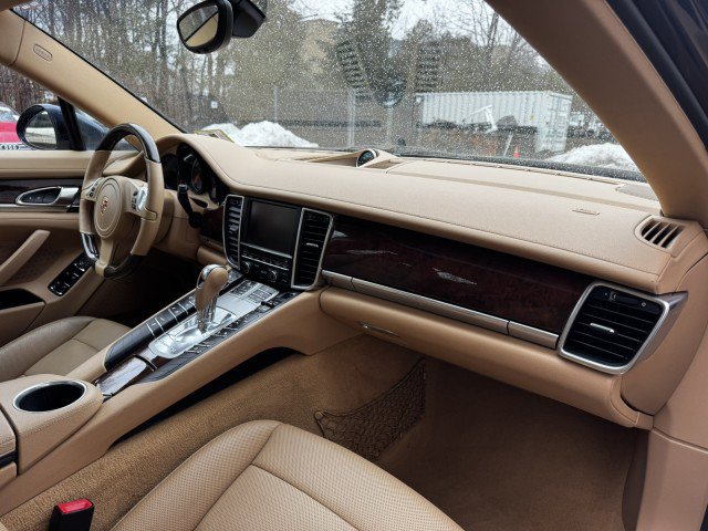 Used 2013 Porsche Panamera 4 w/ Bose Audio Pkg AWD/4WD image 35