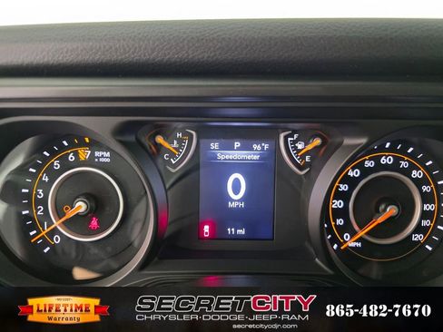 New 2025 Jeep Gladiator Sport image 19