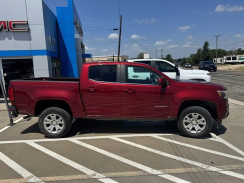 Used 2019 Chevrolet Colorado LT w/ LT Convenience Package RWD image 4