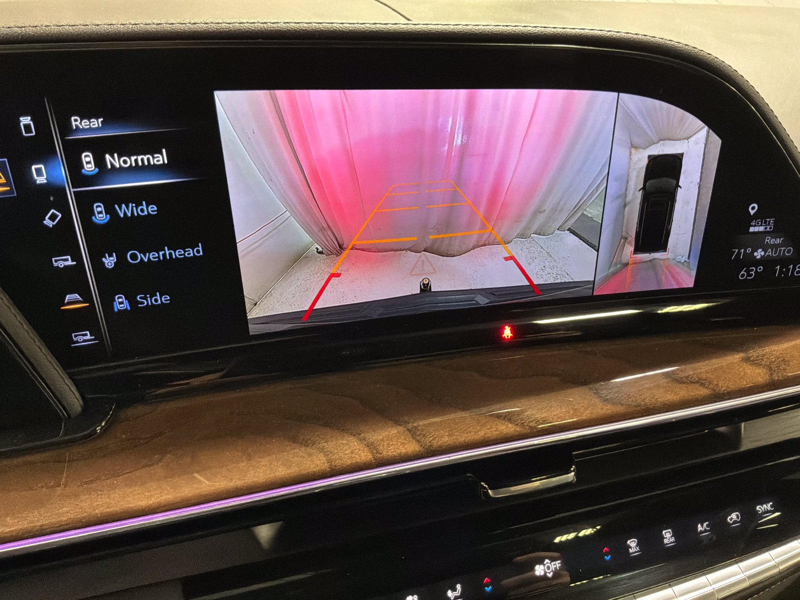 Used 2023 Cadillac Escalade ESV Sport Platinum w/ LPO, ONYX Package AWD/4WD image 22