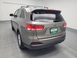 Used 2016 Kia Sorento LX w/ LX Convenience Package image 6