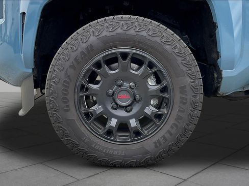 Used 2026 Toyota Tacoma TRD Sport image 10