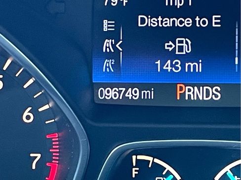 Used 2017 Ford Escape SE FWD image 14