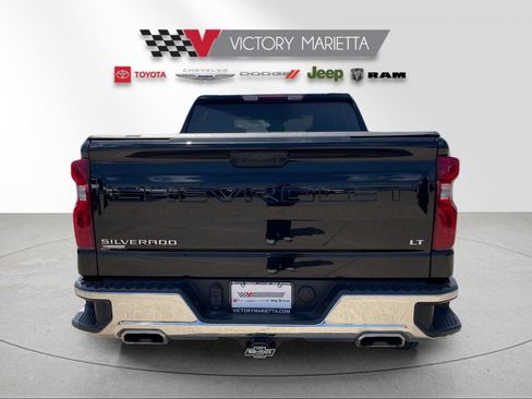 Used 2024 Chevrolet Silverado 1500 LT w/ Z71 Off-Road Package AWD/4WD image 4